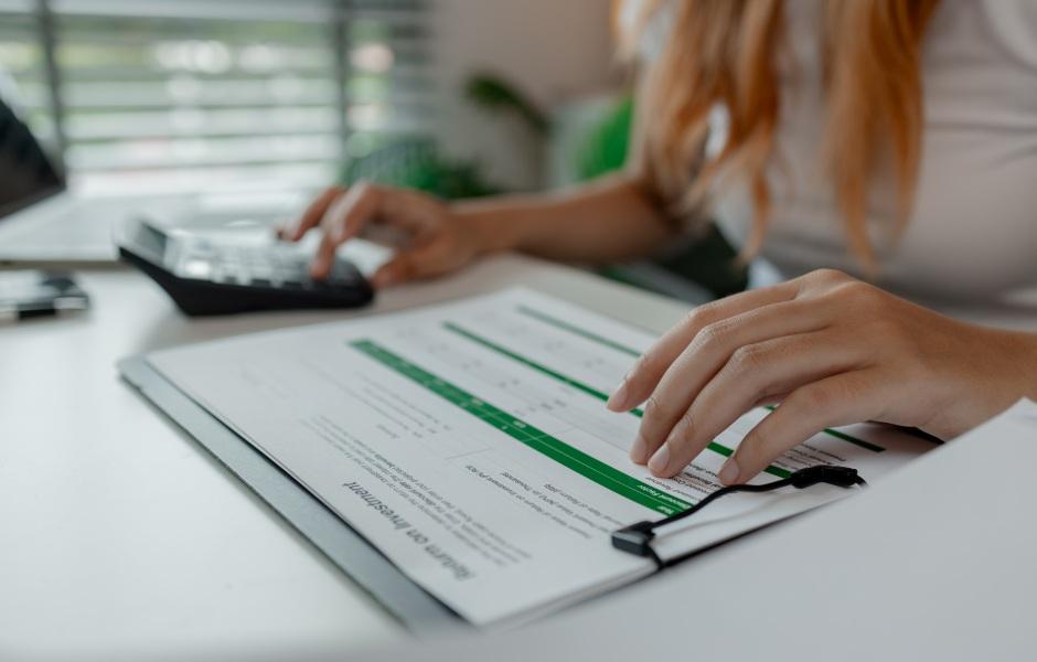 Folha de pagamento passo a passo: manual completo
